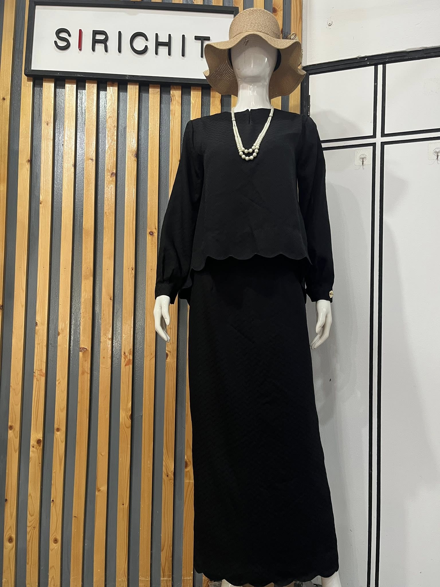 ห้องเสื้อ SIRICHIT SHOP